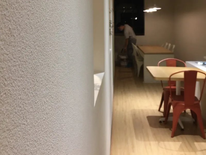 Sơn hiệu ứng đá mang lại bề mặt đá tự nhiên mà không làm tăng trọng tải công trình