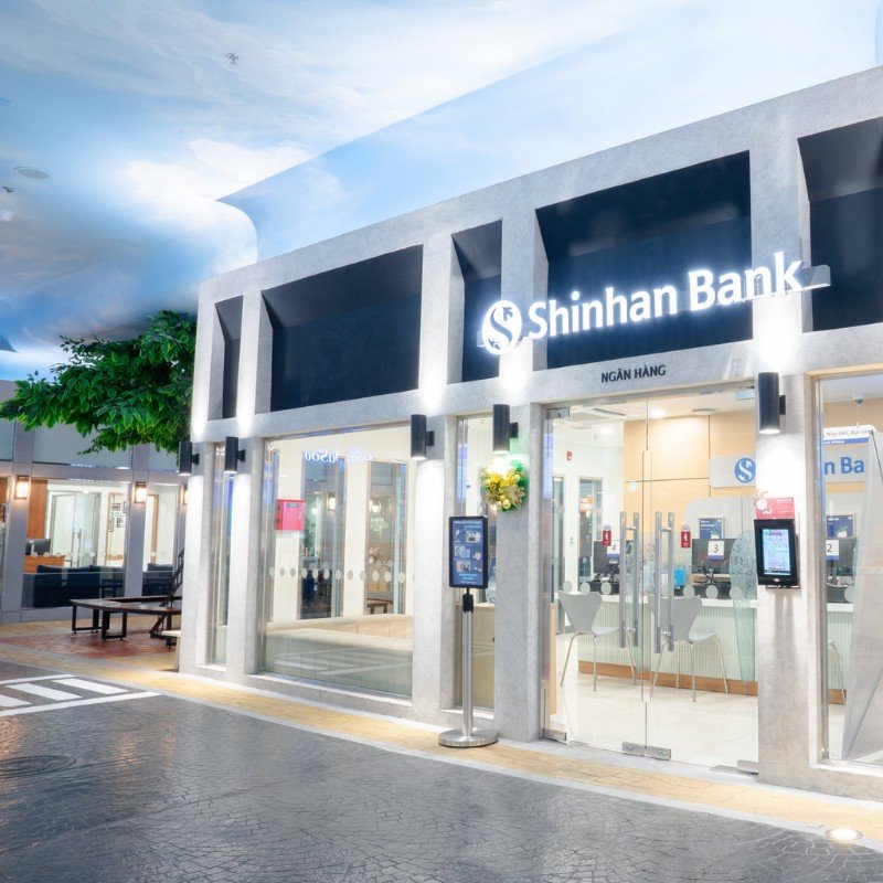 Thi công bê tông áp khuôn vân quạt tại KidZania Lotte Mall Tây Hồ