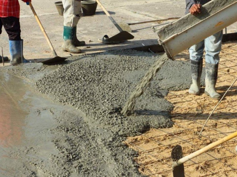 Nên gia cố thép trong bê tông áp khuôn để đạt khả năng chịu tải tốt hơn